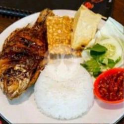 Nila Goreng Plus Nasi