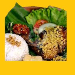 Bebek Bakar Kremes Lalapan Tempe Sambal Jontor