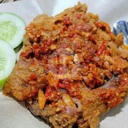 Ayam Geprek Sambel Bawang (crispy)