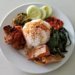 Nasi Ati Ampela Rendang