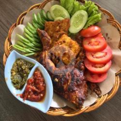 Ayam Bakar Paha   Tahu   Tempe