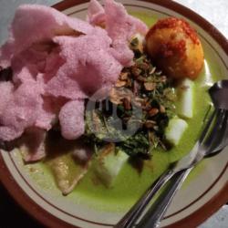 Ketupat Sayur Gulai Pakis