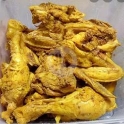 Ayam Ungkep Bumbu Kuning