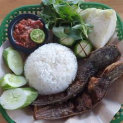 Nasi Pecel Lele Sambel Terasi