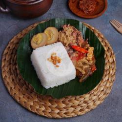 Nasi Gudeg Krecek Telor