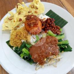 Nasi Pecel Telur Bumbu Bali