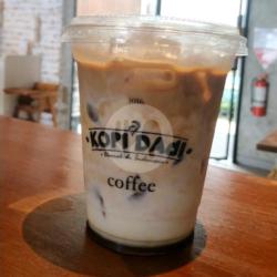 Iced Hazelnut Caffe Latte