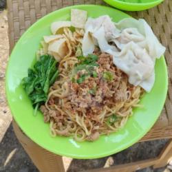Mie Ayam Pangsit Rebus