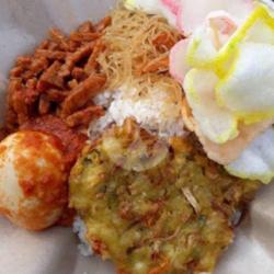 Nasi Uduk Semur Tahu Special