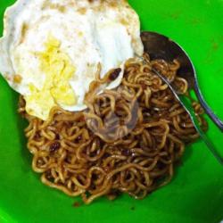 Indomie Goreng Rebus   Telor