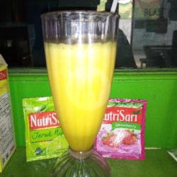 Nutrisari Milky Pop