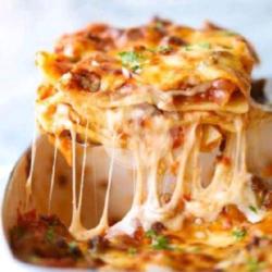 Lasagna Mozzarella Sosis