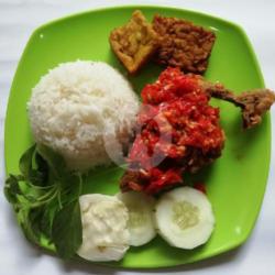 Paket Keluarga Ayam Sambel Bawang