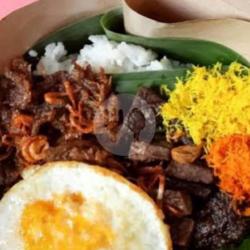 Nasi Krawu Ayam Telur Ceplok
