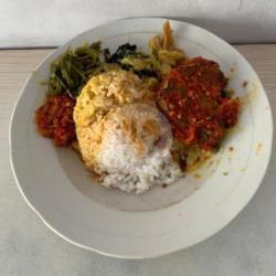 Nasi Ikan Balado