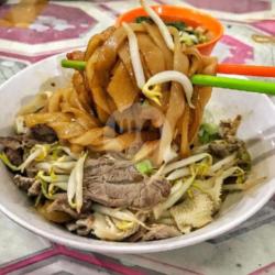 Kwetiaw Yam   Bakso