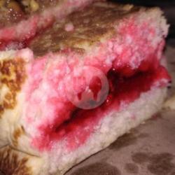 Roti Bakar Selai Strawberry Dan Blueberry