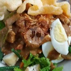 Gado Gado Nasi Telor Rebus Utuh