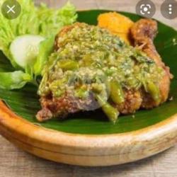 Ayam Penyet Ijo