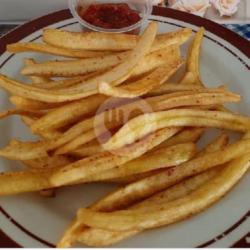 Pisang Goroho Stik With Topping Barbeque Sauce