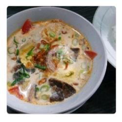 Soto Santan Campur (daging,babat,iso/usus)