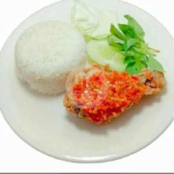 Paha Ayam Geprek   Nasi