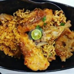 Indomie Goreng Rawit Telor Ayam