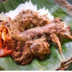 Nasi Gudeg Krecek Kepala   Telur