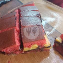 Red Velvet Pisang Coklat Susu