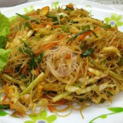 Bihun Goreng,bumbu Sederhana.campur Bakso Dan Sayur