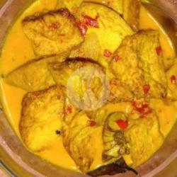 Tahu Gulai