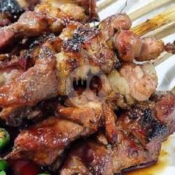 Sate Ayam   Lontong Bumbu Kecap