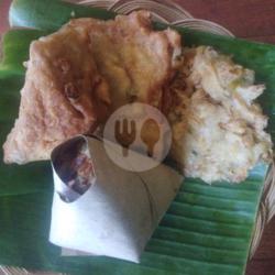 Paket Nasi Uduk   3 Gorengan (bakwan, Tahu, Tempe )