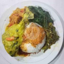 Nasi Ikan Gulai Tuna