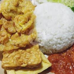 Nasi Sambelan Telur Dadar Tahu Tempe