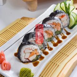 Salmon Roll R