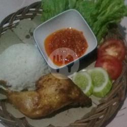 Pecel Ayam Doang