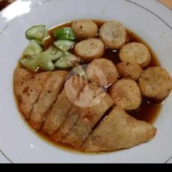 Pempek Tenggiri