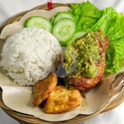 Ayam Penyet Nasi   Tempe Terong