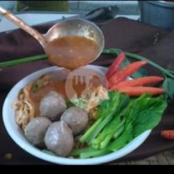 Mie Setan Bakso Kecil