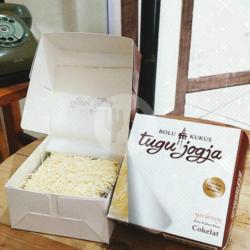 Bolu Kukus Tugu Cokelat