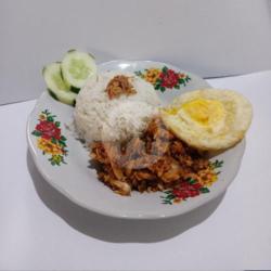 Nasi Tongkol Suwir Telur Ceplok