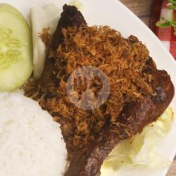 Ayam Bakar Serundeng