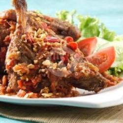 Bebek Penyet Juara Komplit