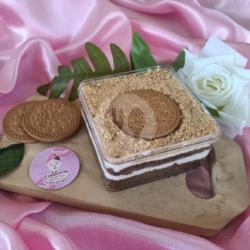 Tiramisu Regal Dessert Box