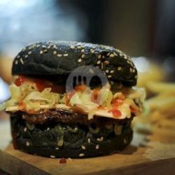 Beef Black Burger   Cheese