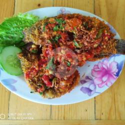 Ikan Geprek Pedas Nasi