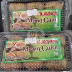 Moon Cake Lana