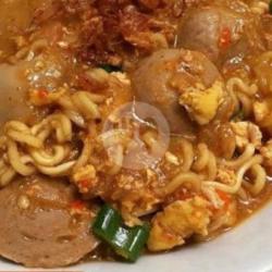 Indomie Seblak Nyemek Topping Komplit