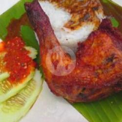 Nasi Lemak Ayam Goreng Berempah